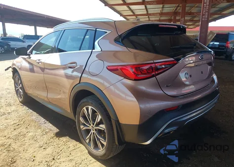 2018 Infiniti Qx30 Premium из США, поврежденный, VIN SJKCH5CR5JA046543